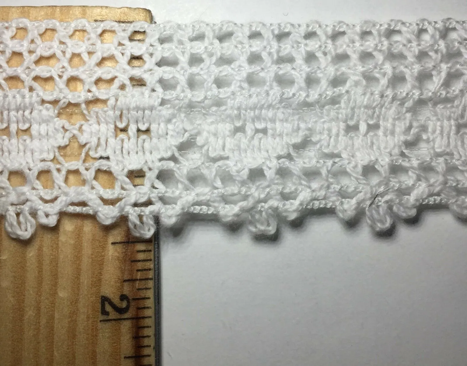 1.5" Cluny Lace Trimming - Color: White - Put-Up: 10 Continuous Yards