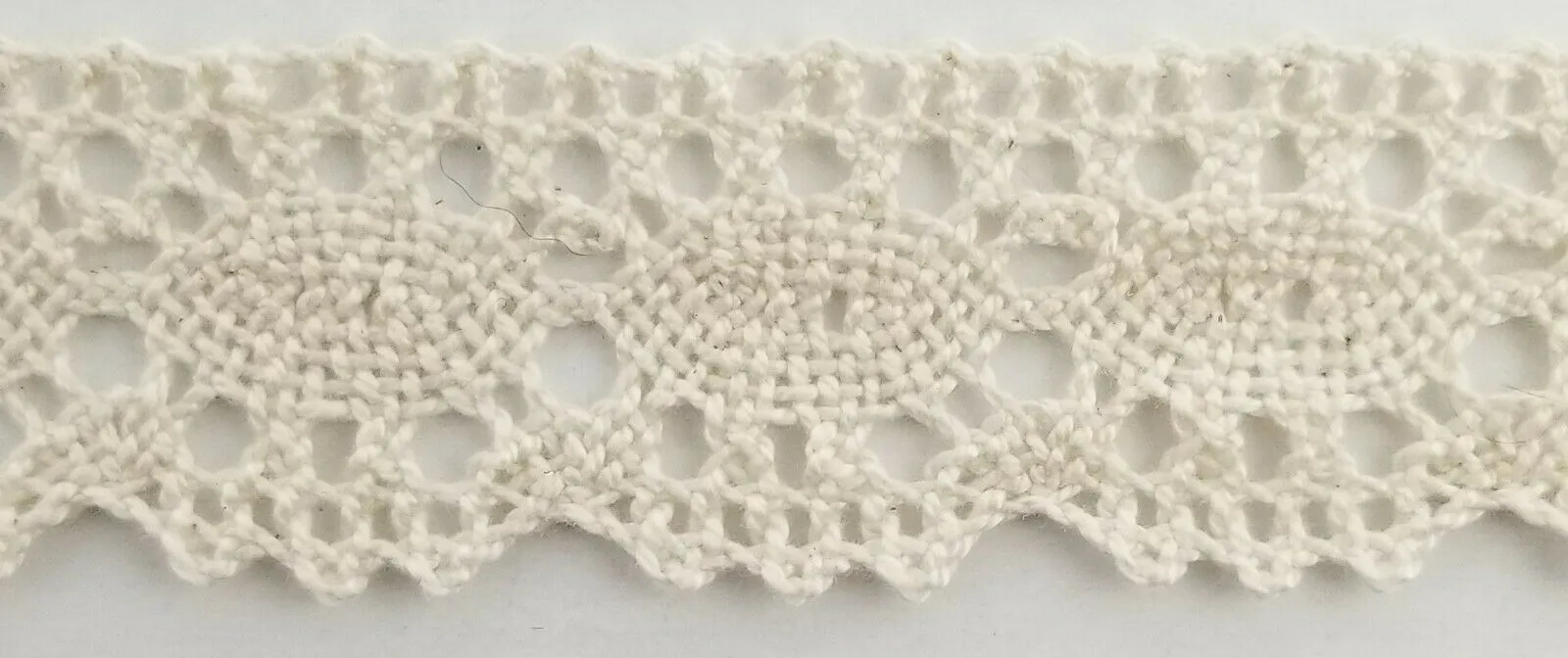 1" CLUNY LACE COTTON CROCHET TRIM - COLOR: NATURAL - 18 CONTINUOUS YARDS!