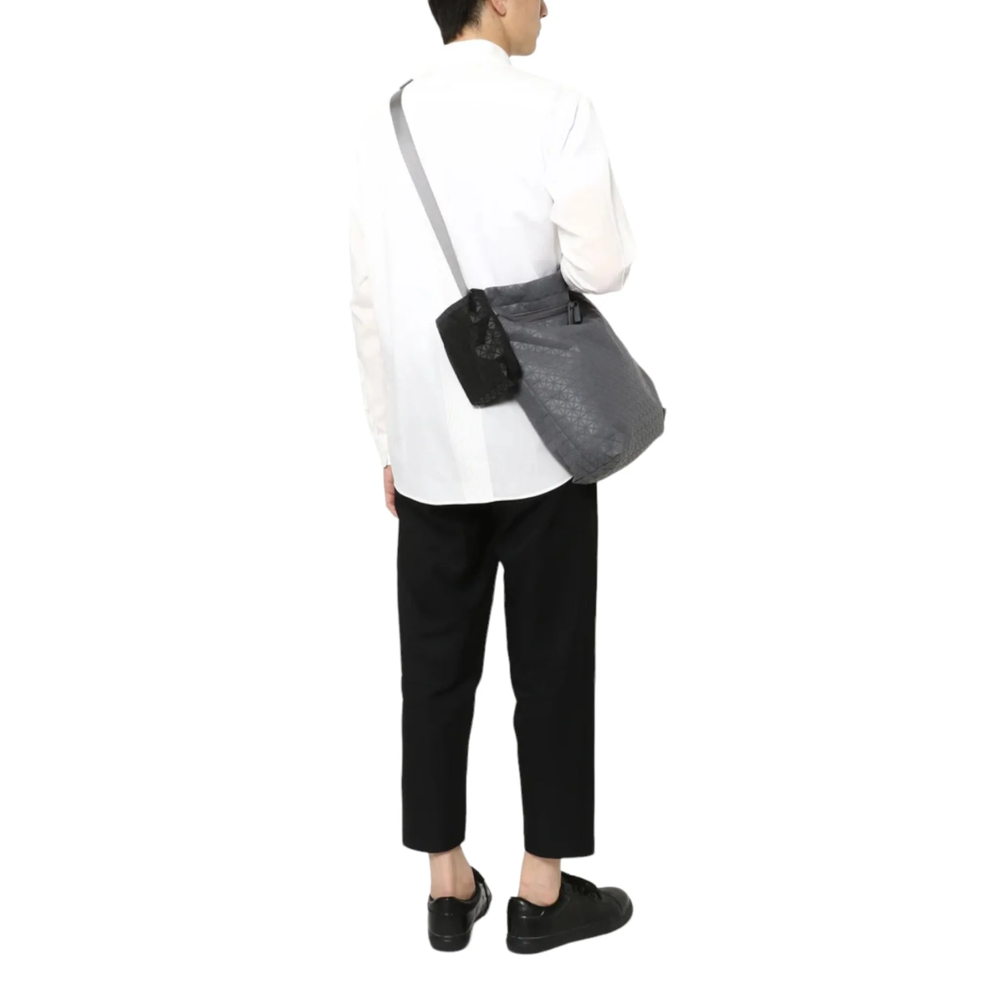 BEETLE CROSSBODY WALLET