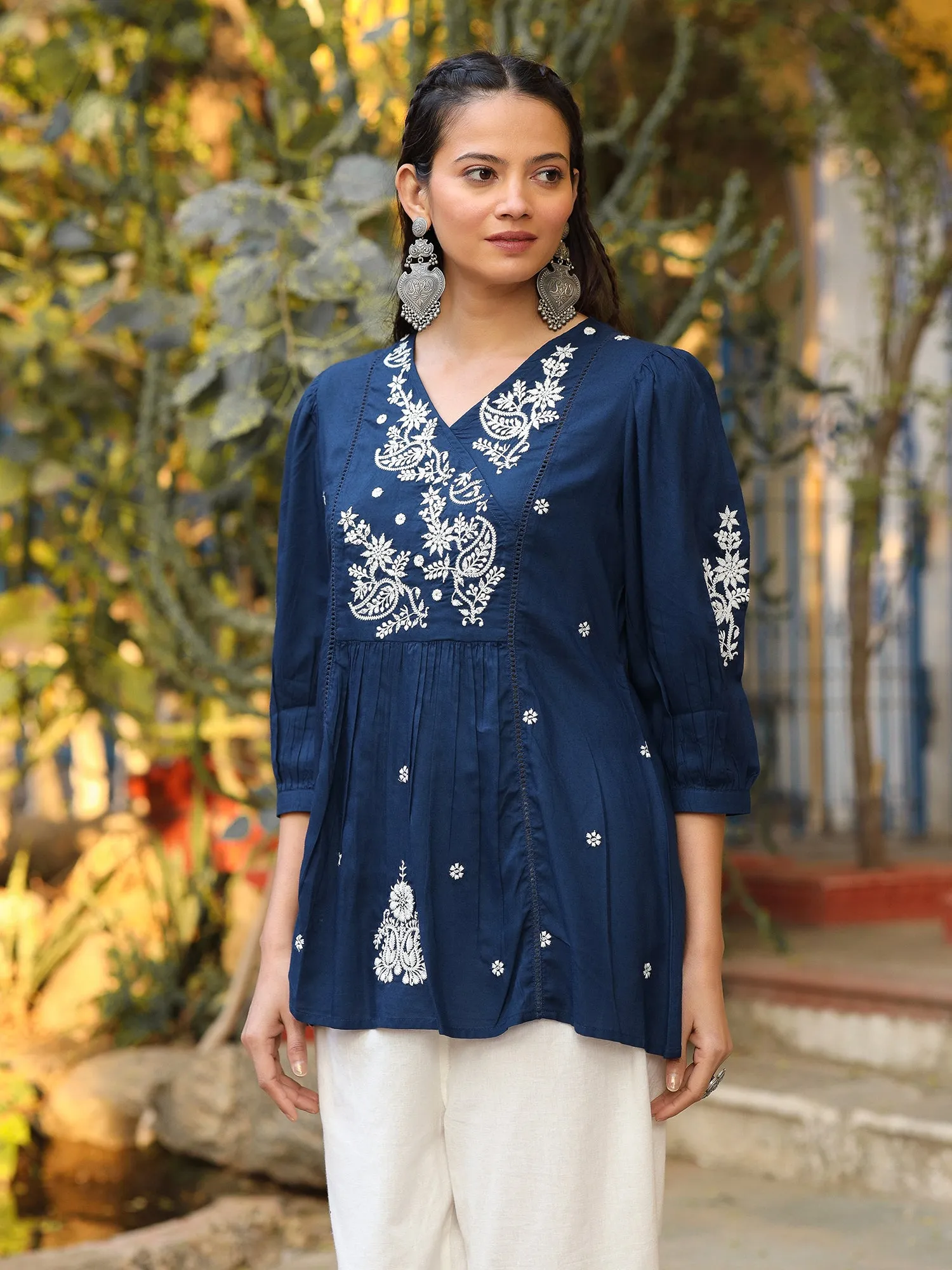 Juniper The Mishri Navy Blue Paisley Rayon Tunic With Thread Work Embroidery