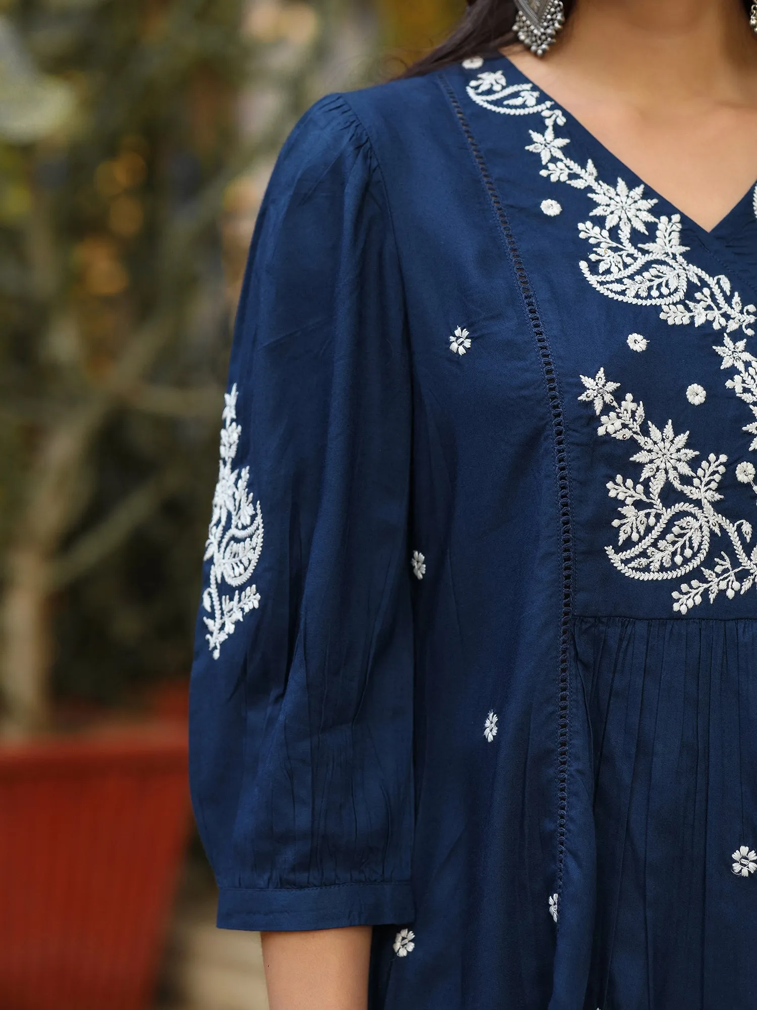 Juniper The Mishri Navy Blue Paisley Rayon Tunic With Thread Work Embroidery